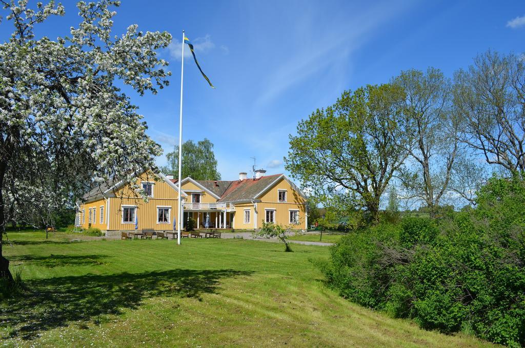 Broby Gard Hotel Märsta Exterior foto